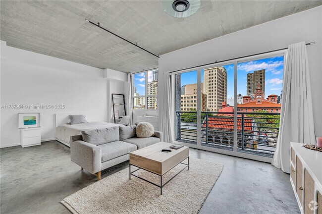 Building Photo - 133 NE 2nd Ave Unit 415 Rental