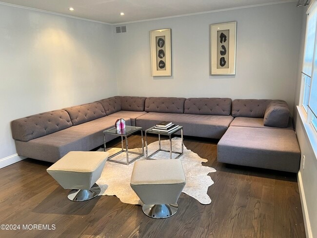 Photo - 80 Cooper Ave