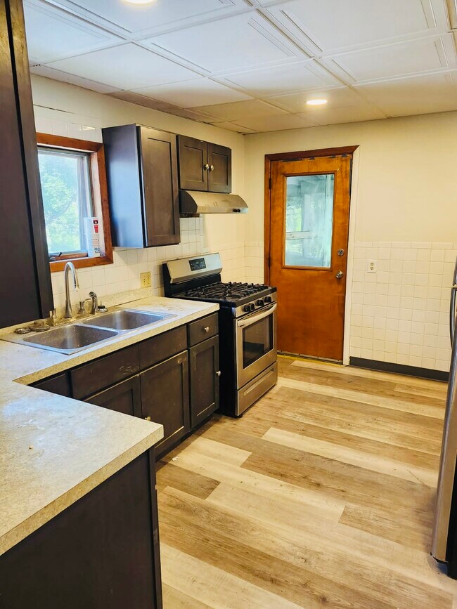 52 Saint John Ave Unit 1