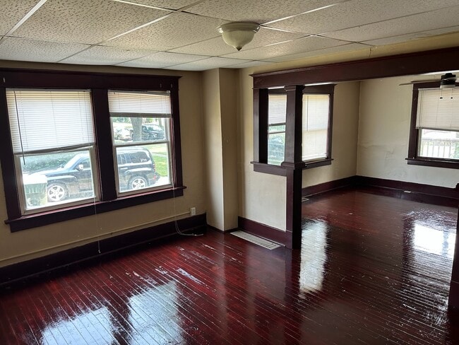 Photo - 313 S 3rd St Unidad #1