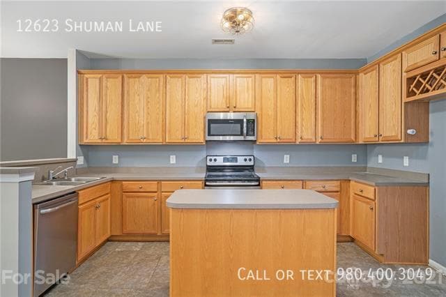 Photo - 12623 Shuman Ln