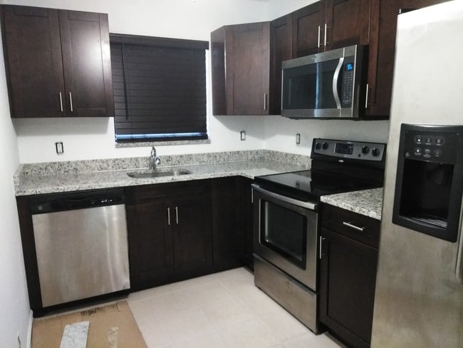 Photo - 301 Norwood Ter Unit n129