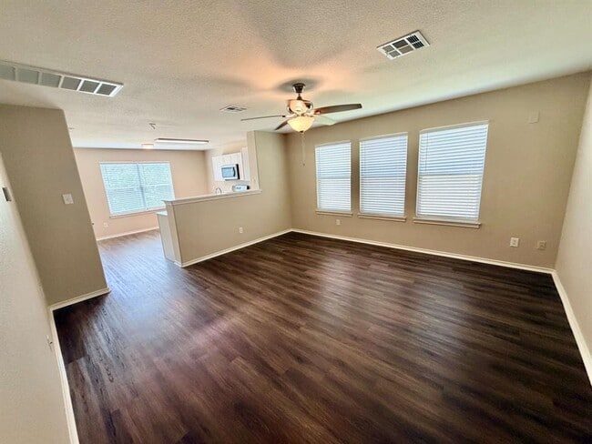 Photo - 3403 Wickham Ln