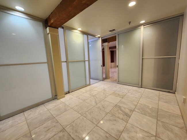 Photo - 120 I St Unit 1
