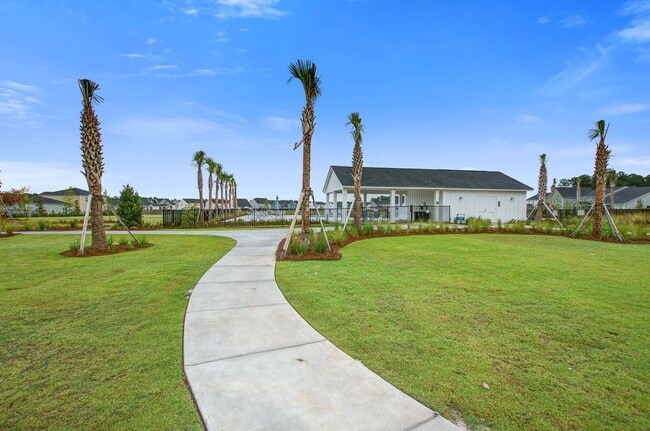 Photo - 423 Squire Pope Rd