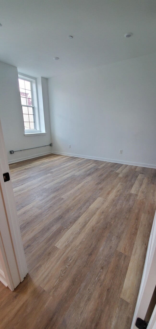Bromley Dwelling