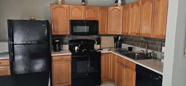 Photo - 3230 NE 13th St Unit 1