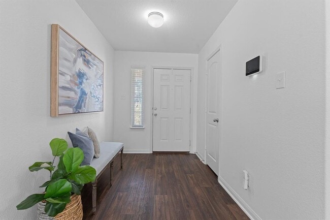 Photo - 1525 Breanna Ln