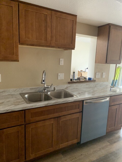New cabinets, sink, countertops - 743 Sandpiper Cmn