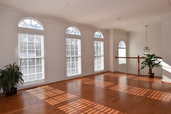 Photo - 7981 Vigne Ct