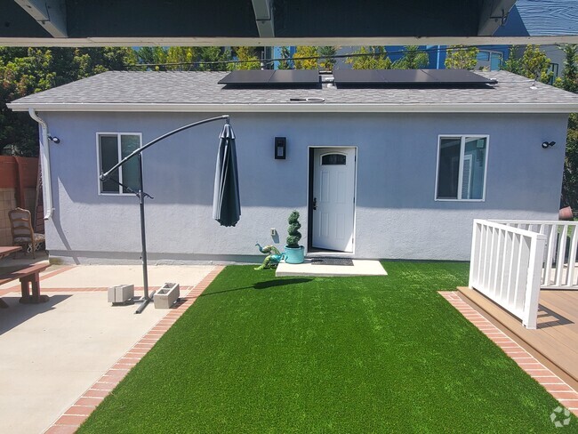Building Photo - 8851 Kittyhawk Ave Rental
