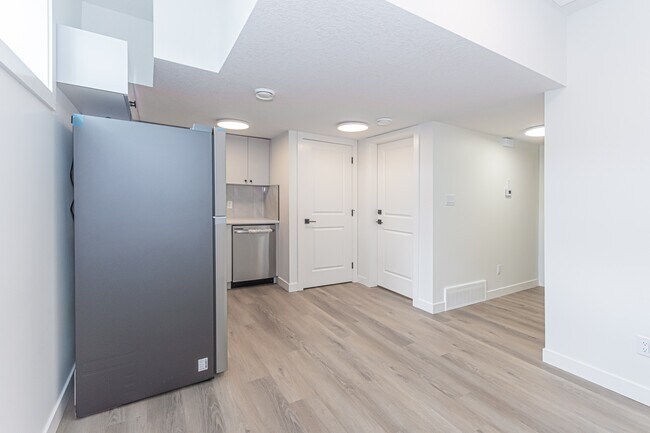 Photo - 14912-14109 109 Ave Unité 14912 BSMT