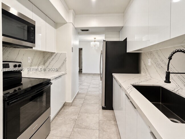 5055 NW 7th St Unit 708