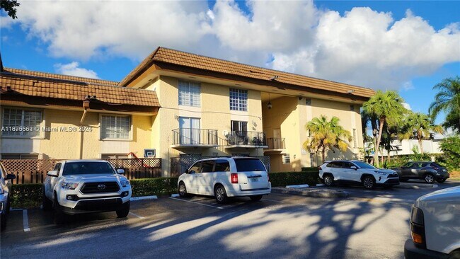 Building Photo - 8600 SW 109th Ave Unit 4-206 Rental