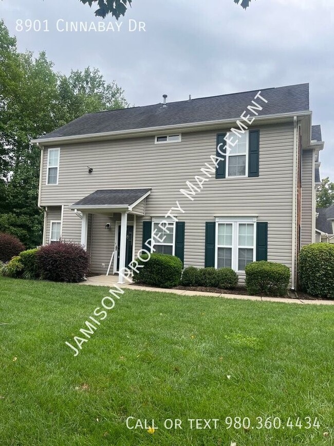 Photo - 8901 Cinnabay Dr