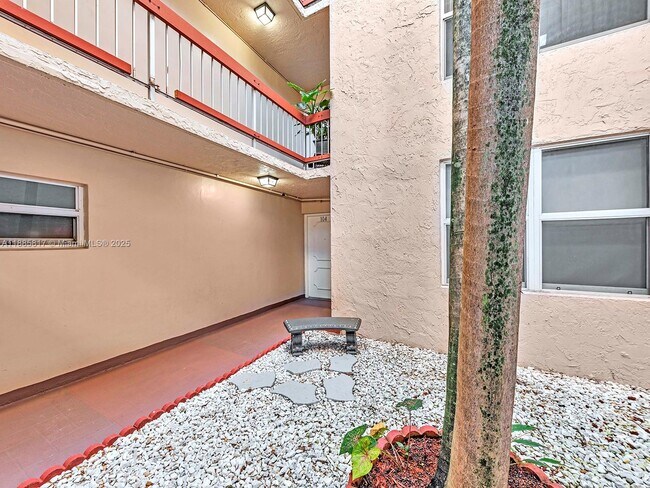 Photo - 9451 Evergreen Pl Unit 104