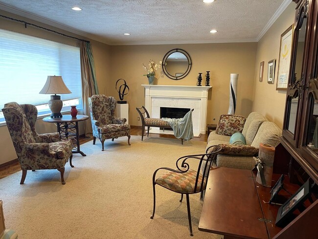 Photo - 55 Glengarry Way