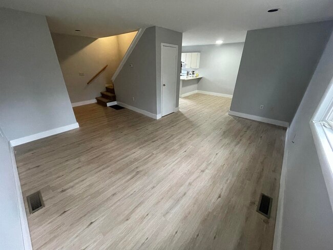 Photo - 46 Terrill St Unit 4