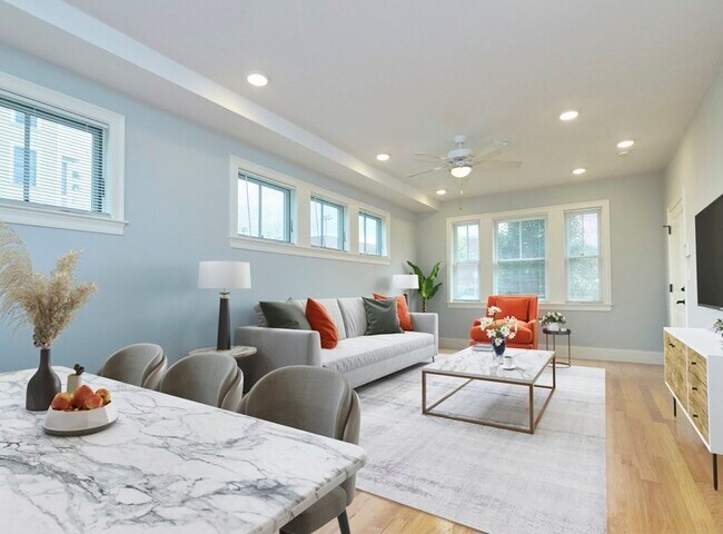 Photo - 2757 Washington St Unit 1