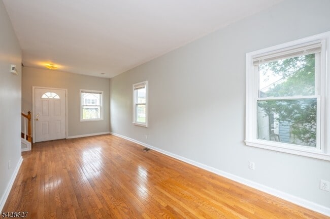 Photo - 99 Chesapeake Ave