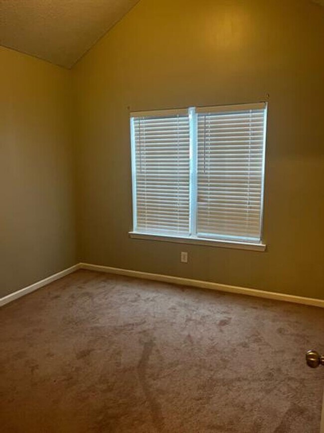 Photo - Townhome Living Made Easy: Your 2-Bed, 2-B...