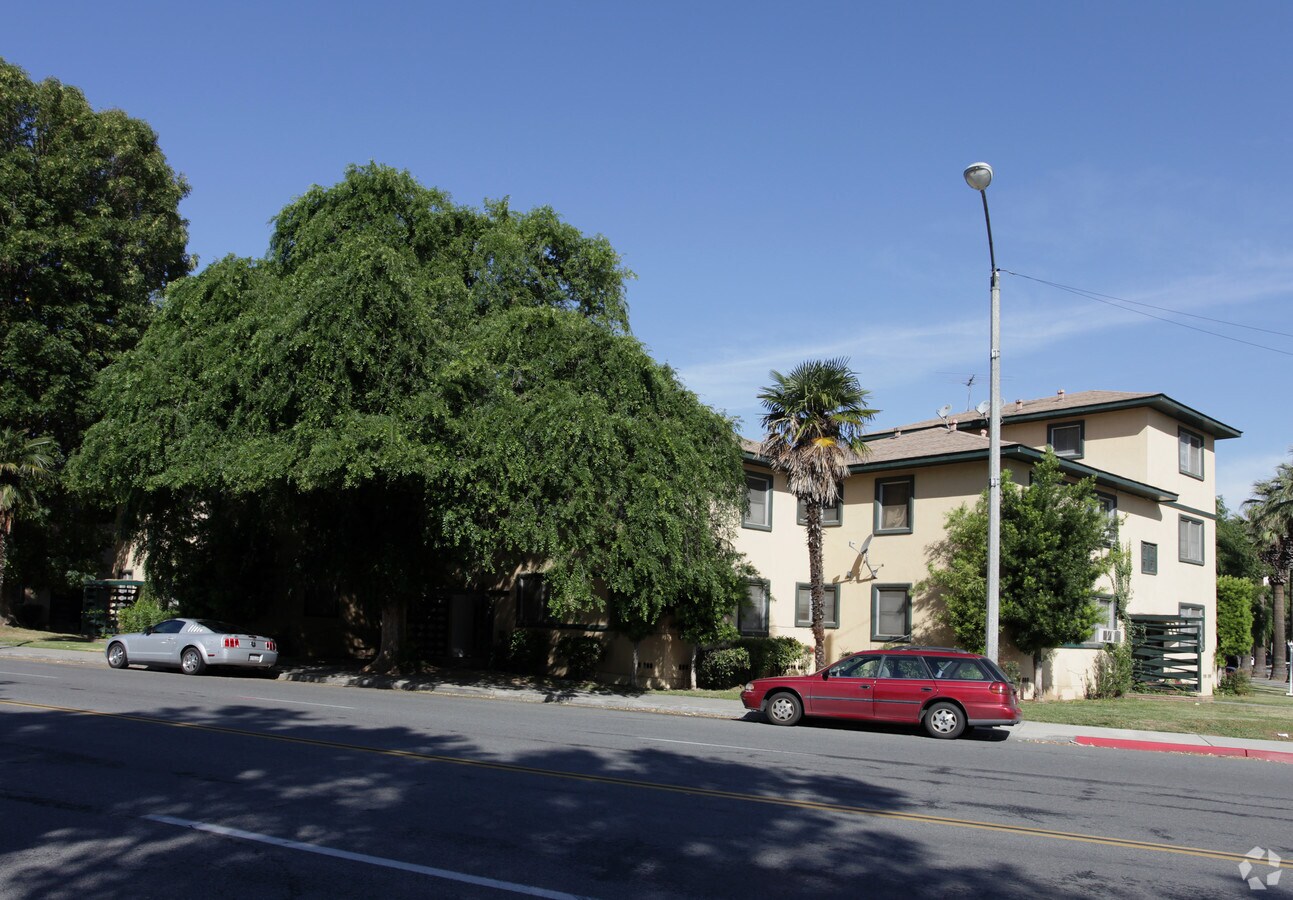 Photo - The Riverside Town House