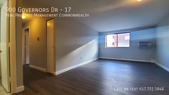 Photo - 900 Governors Dr Unit 17