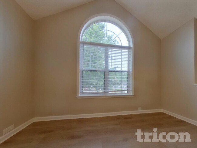 Photo - 7093 Springgrove Ct