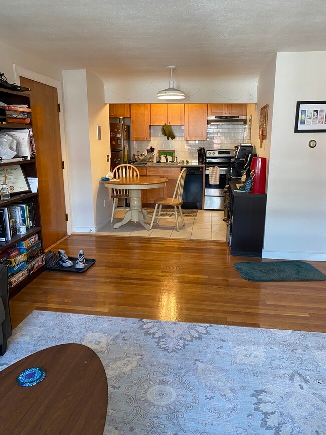 Photo - 10 Commonwealth Ct Unidad 10