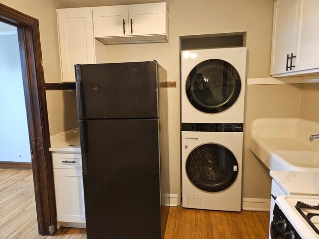 Photo - 2907 W Lyndale St Unidad 2R