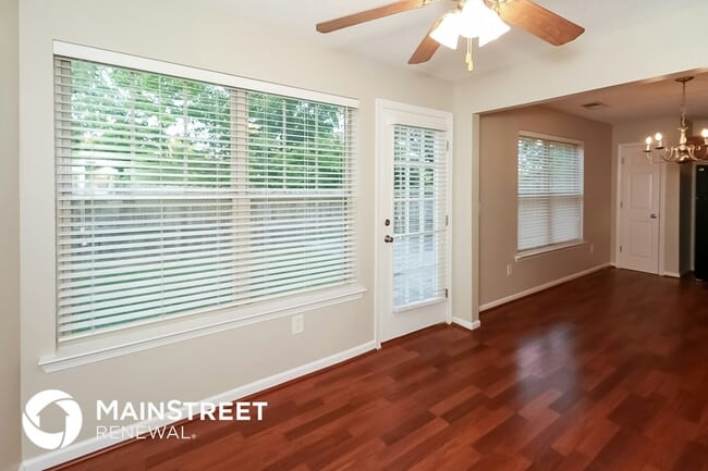 Photo - 3022 Broadleaf Trail Rd