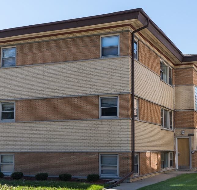 Building Photo - 4904 N Harlem Ave Unit 2W Rental