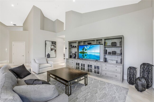 Photo - 107 Colonade Cir Unit 103