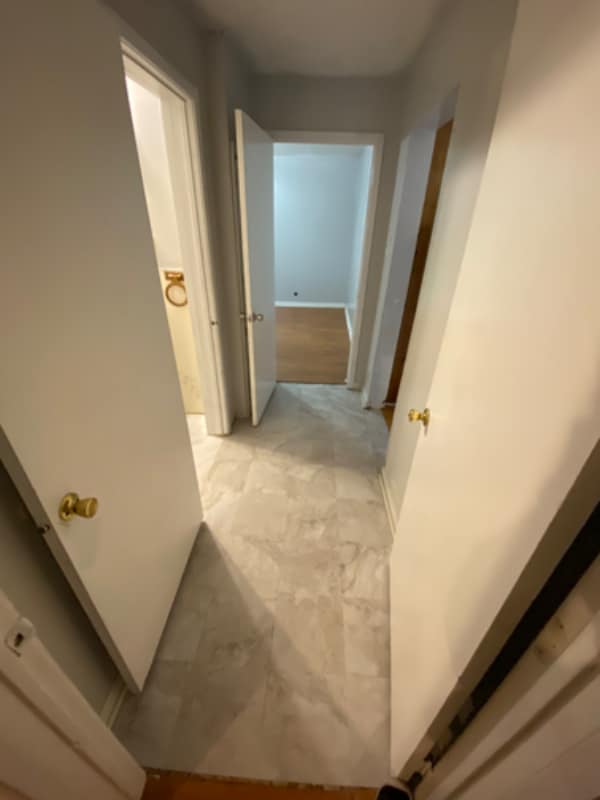 Photo - 810 W Day St