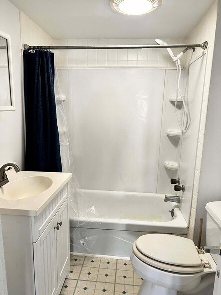 Photo - 19385 Main St