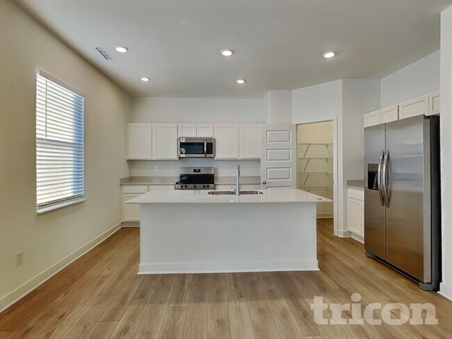 Photo - 11819 Moorfield Ln