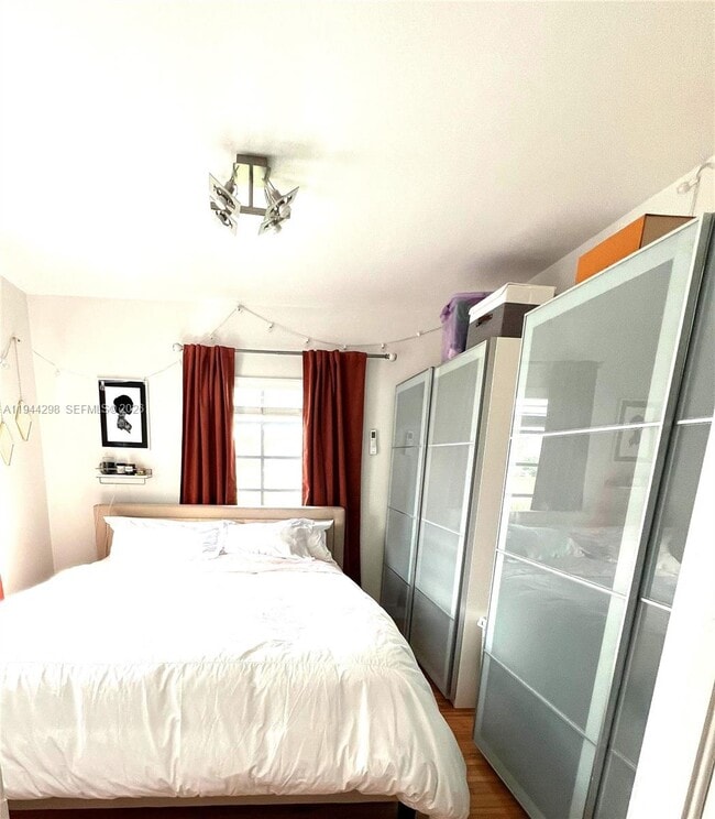 Photo - 125 S Shore Dr Unit 3