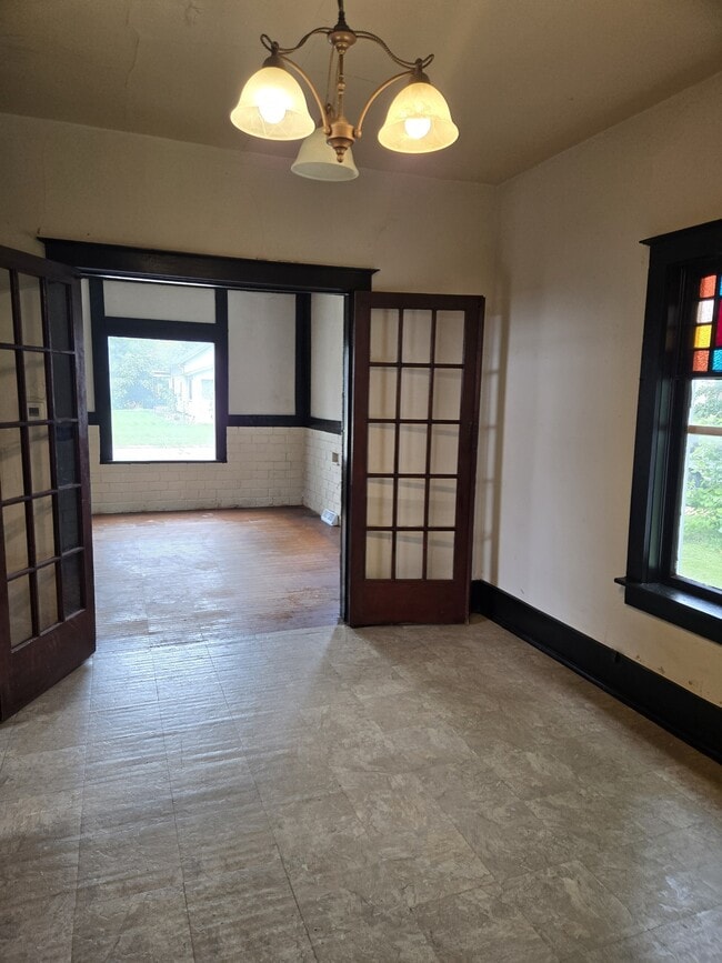 Photo - 1009 3rd Ave