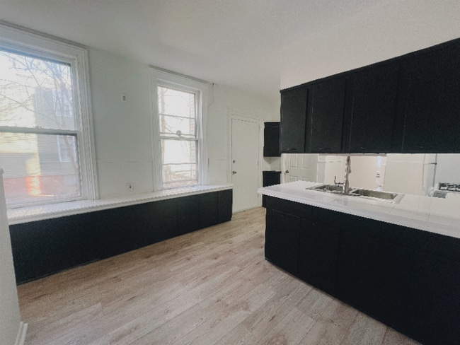 Photo - 4 Linden Ave Unit 1