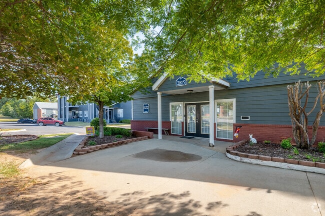 Leasing Office