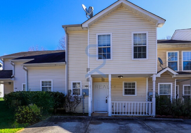 Photo - Move in before January 31st and choose your reward: a $250 Amazon Gift Card or a 55" Smart TV!