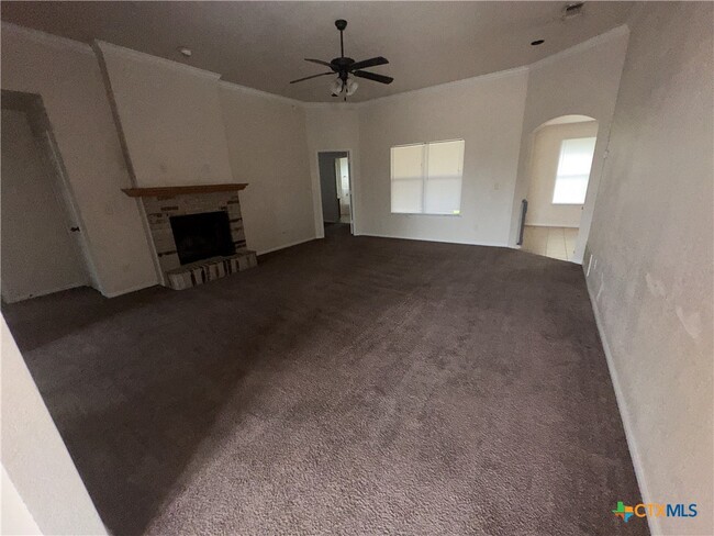 Photo - 700 Aries Ave