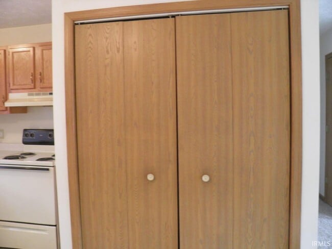 Photo - 5217 Raubs Ln