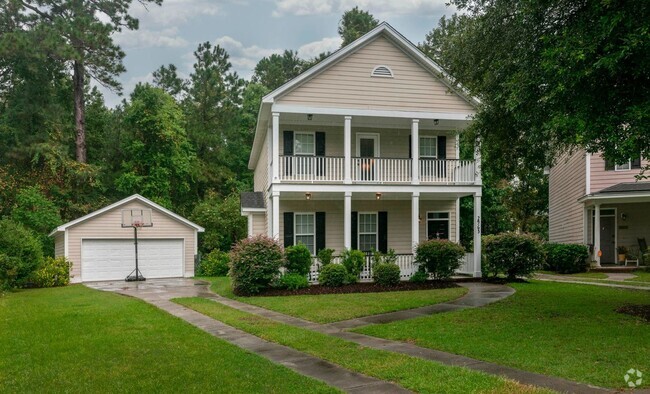 Building Photo - 3 Bedroom 2.5 Bath House in Barberry Woods...