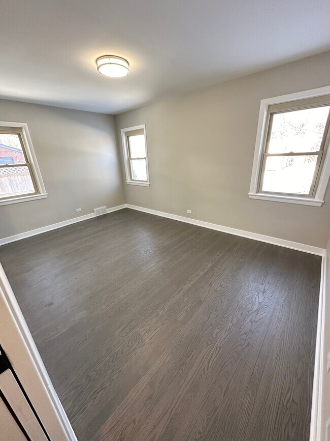 Photo - 2049 Hagen Ln