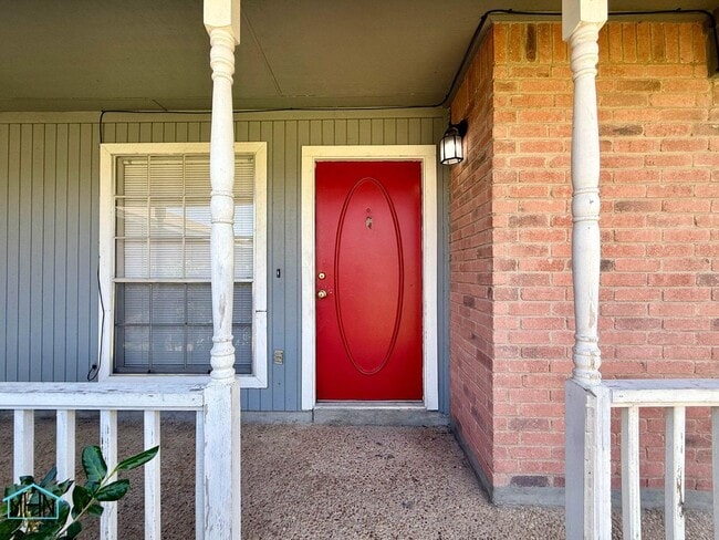 Photo - 5230 Gawain Dr