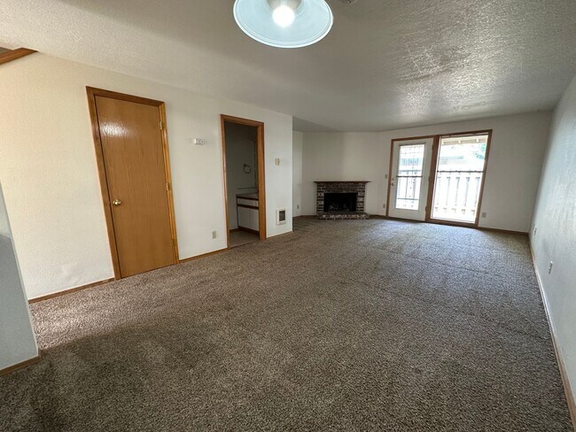 Photo - 762 SW 206th Pl