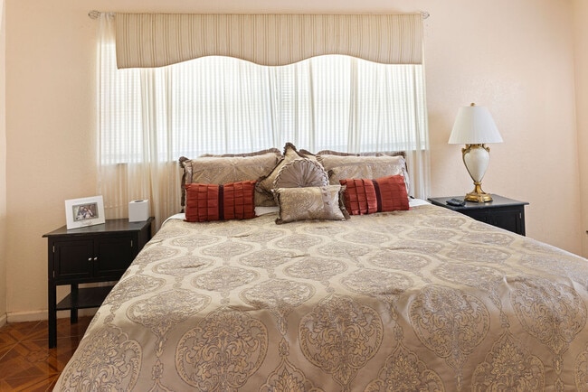 Photo - 7560 NW 16th St