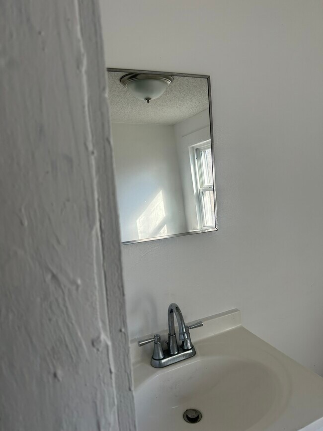 Photo - 1011 S Willett St Unit #2