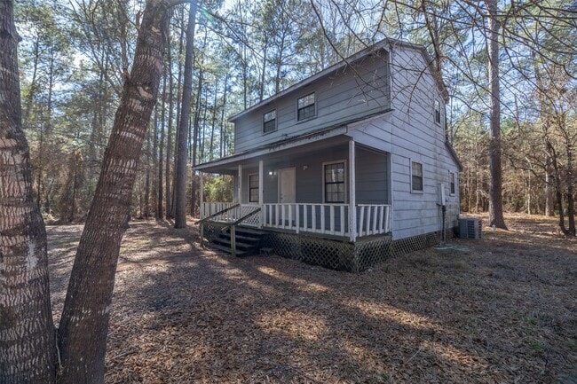 Building Photo - 2413 County Rd 2235